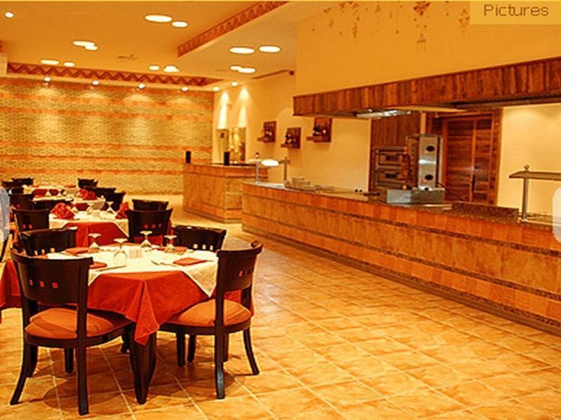 Sahara Douz Hotel Exterior photo