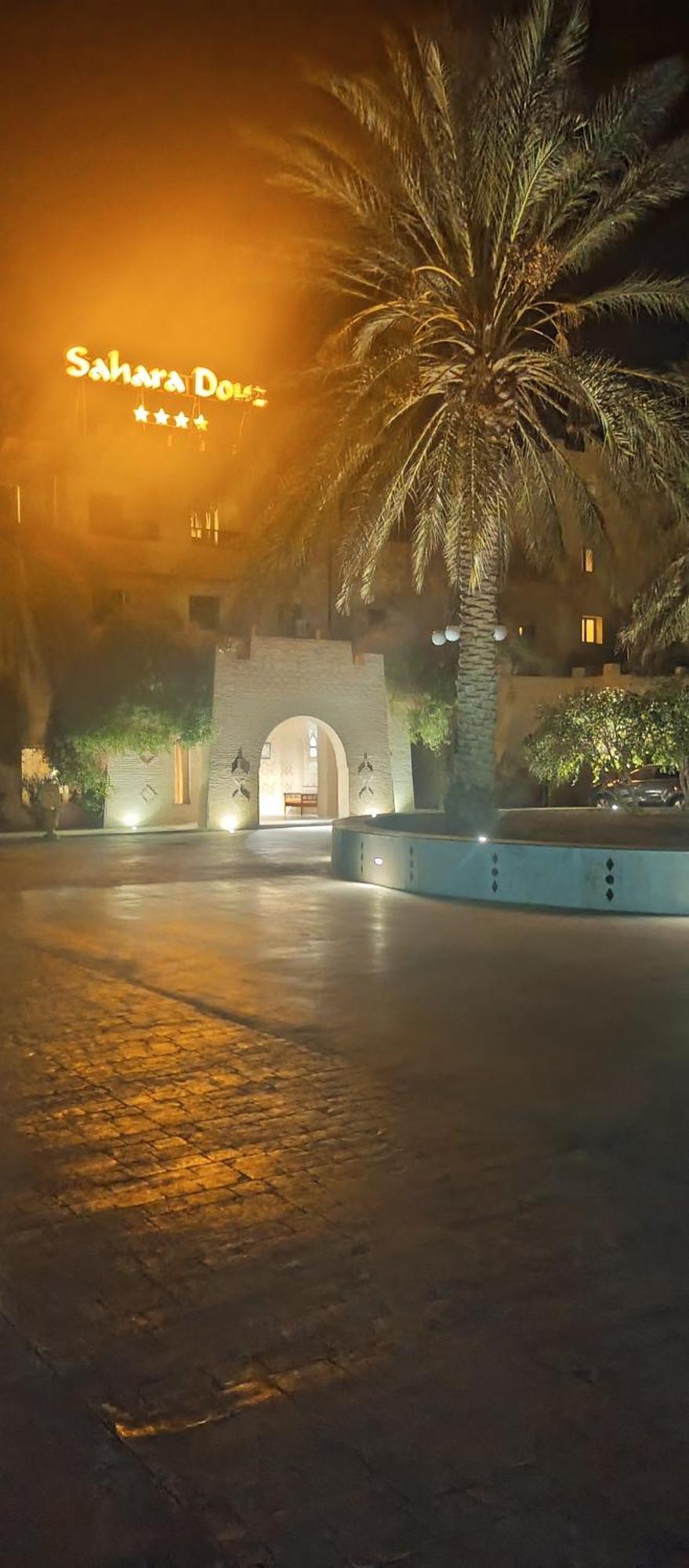 Sahara Douz Hotel Exterior photo