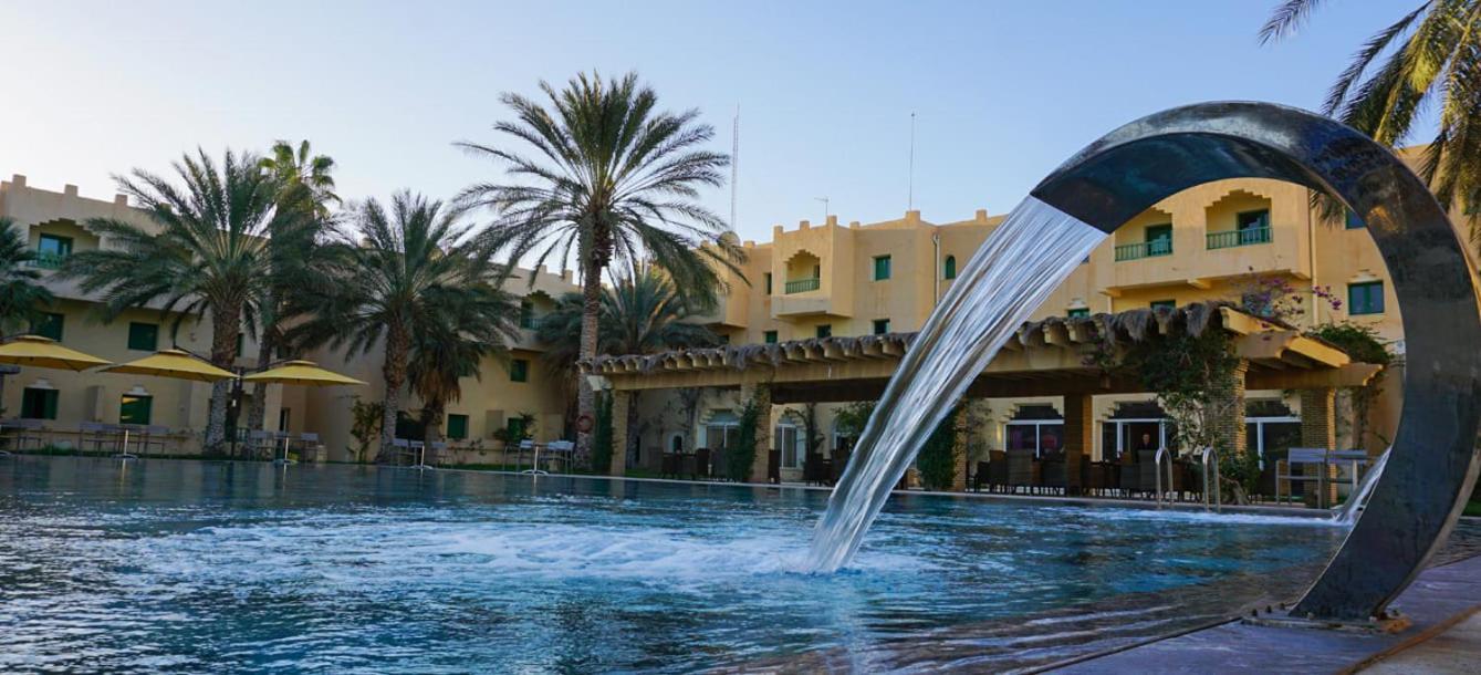 Sahara Douz Hotel Exterior photo